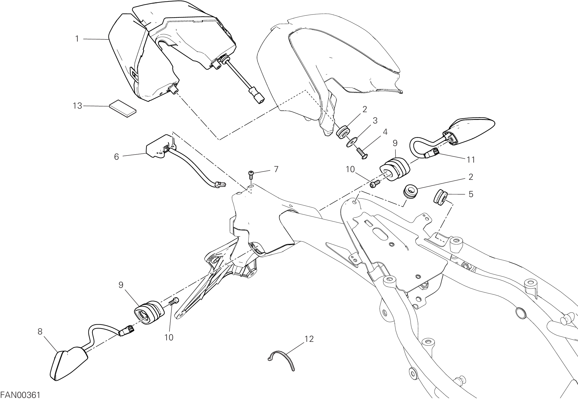 13B FEU ARRIERE POUR HYPERMOTARD 950 2019
