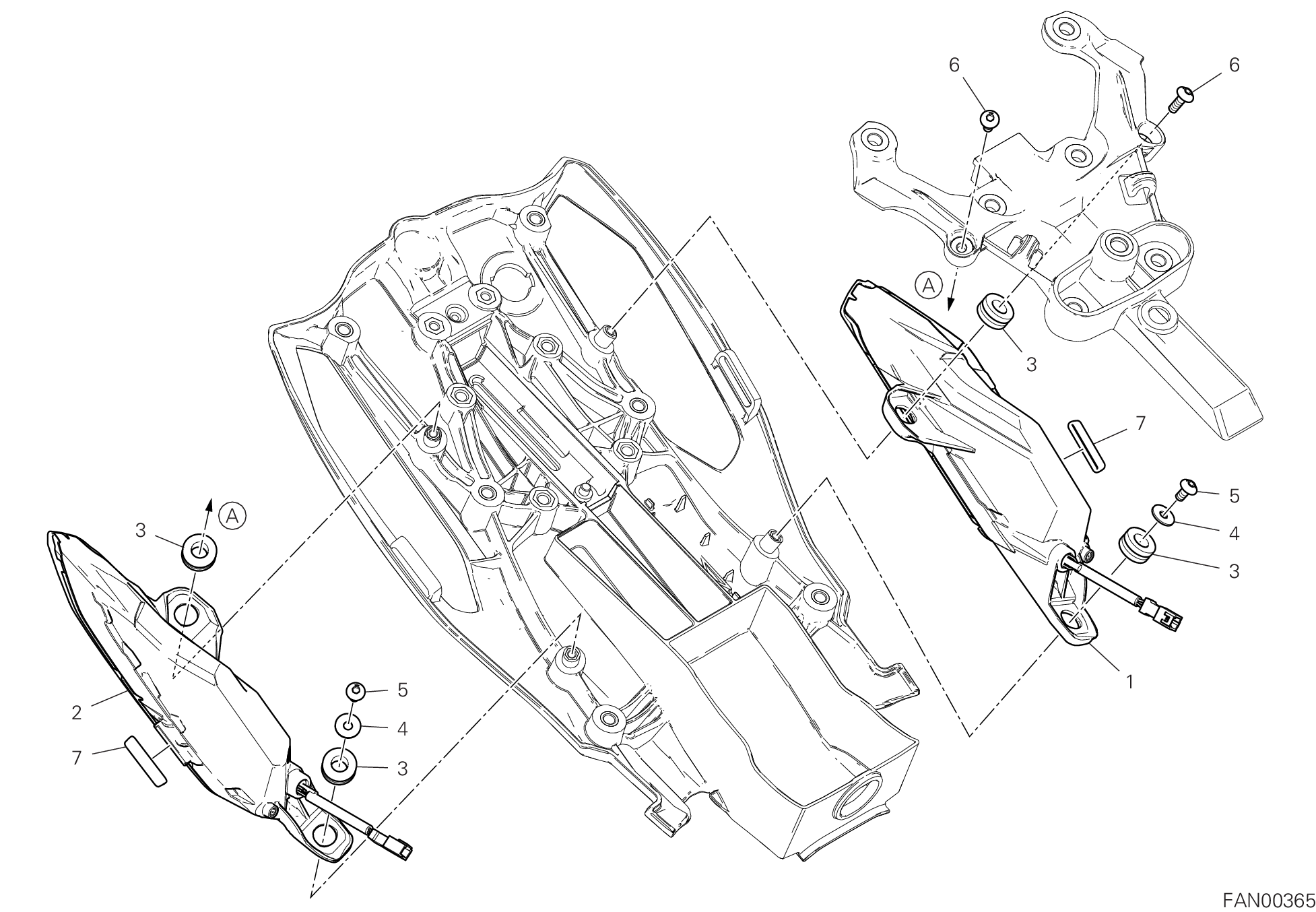 13B FEU ARRIERE POUR DIAVEL 1260 2022
