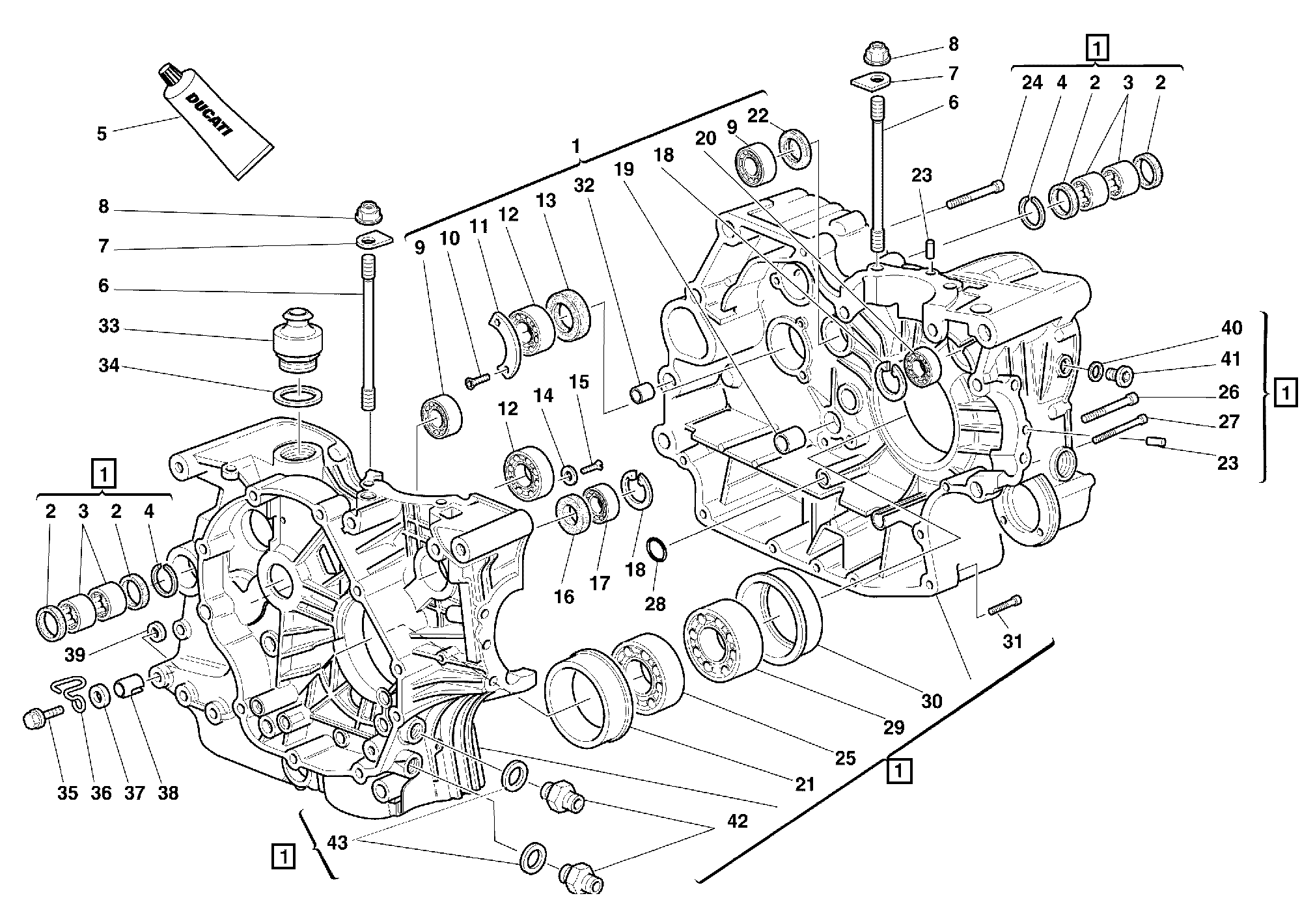 010 CARTER MOTEUR POUR MONSTER 900 2000