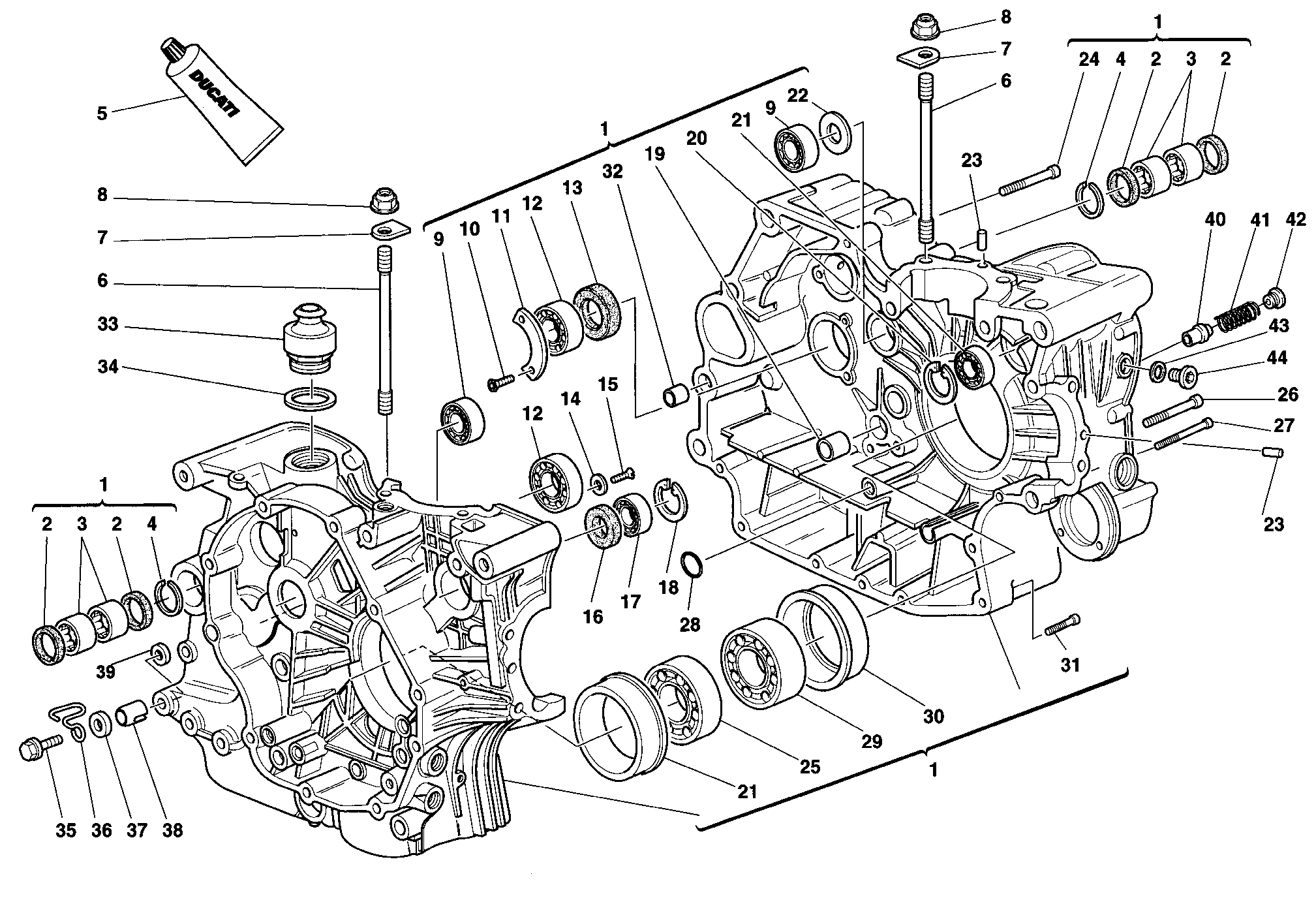010 CARTER MOTEUR POUR MONSTER 900 1998